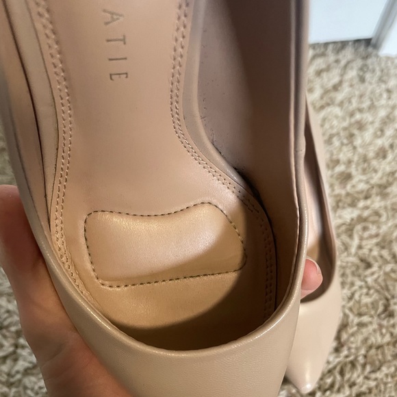 Kellie and Katie nude pumps - Picture 10 of 11